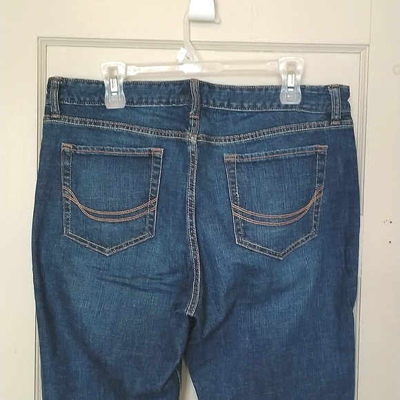 3/$30💜 EUC Old Navy 'The Dreamer' Size 12 Tall Medium Wash Jeans - Picture 4 of 7